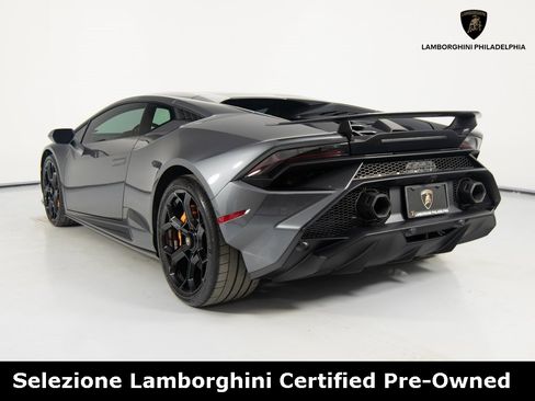 Used 2023 Lamborghini Huracan Tecnica image 7