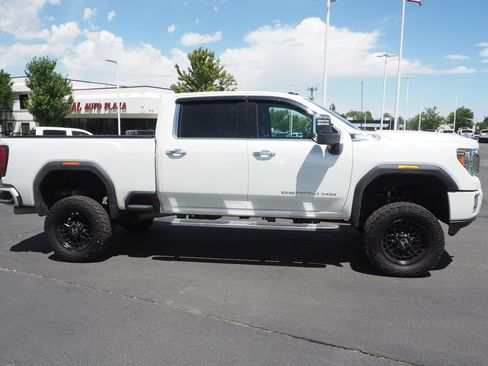 Used 2021 GMC Sierra 2500 Denali w/ Denali Ultimate Package AWD/4WD image 8