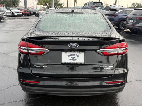 Used 2020 Ford Fusion Energi Titanium FWD image 6