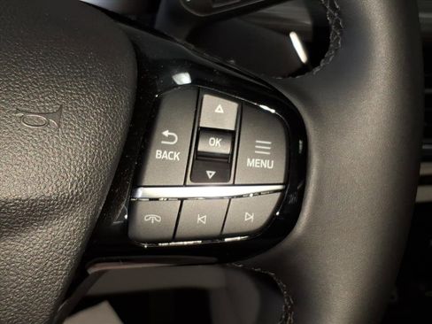 New 2024 Ford Escape SE w/ PHEV Premium Package image 17