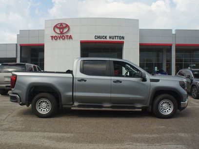 Used 2024 GMC Sierra 1500 Pro w/ Pro Value Package