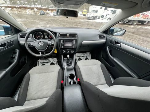 Used 2017 Volkswagen Jetta S image 14