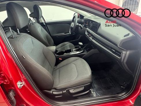 Used 2025 Kia K4 LXS FWD image 25