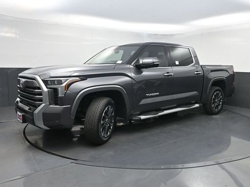 Used 2023 Toyota Tundra Limited image 24