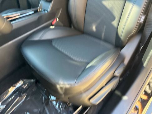 New 2026 Jeep Compass Latitude AWD/4WD image 18