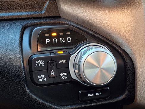 Used 2019 RAM 1500 Laramie image 19