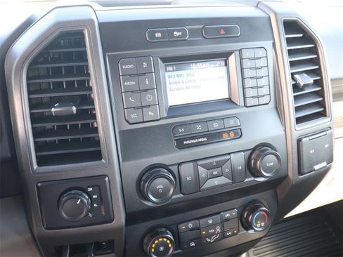 Certified 2022 Ford F450 XL w/ Power Equipment Group image 15