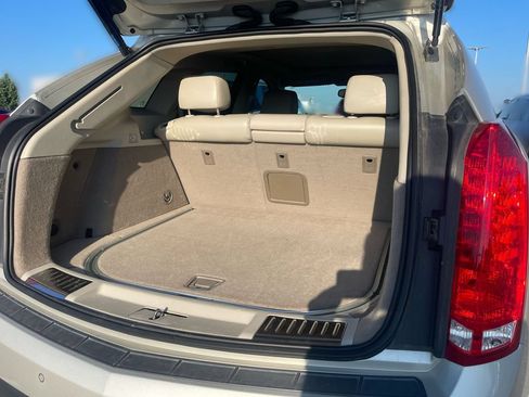 Used 2015 Cadillac SRX Luxury w/ Driver Awareness Package FWD image 6