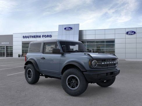 New 2025 Ford Bronco 2-Door w/ Sasquatch Package AWD/4WD image 8