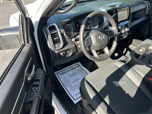 Used 2025 RAM 2500 Big Horn image 26