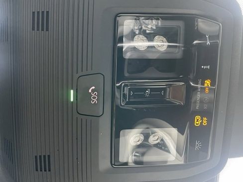 Used 2023 Volkswagen ID.4 Pro S image 22