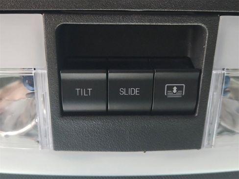 Used 2018 Ford Explorer Sport image 37