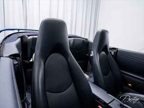 Used 2011 Porsche 911 4 Cabriolet AWD/4WD image 39
