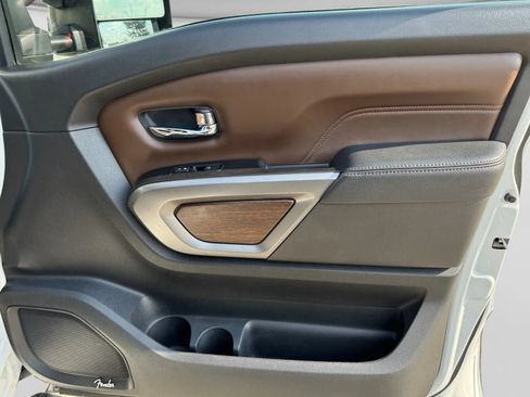 Used 2019 Nissan Titan Platinum Reserve w/ Platinum Utility Package AWD/4WD image 33