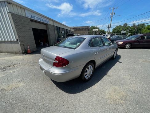 Used 2006 Buick LaCrosse CX FWD image 6