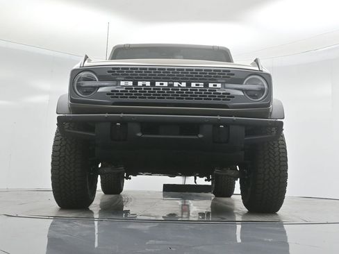 New 2025 Ford Bronco Badlands image 45