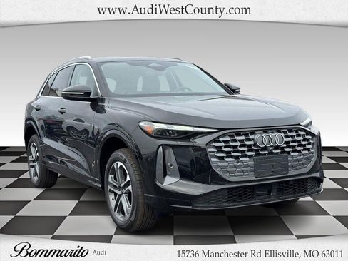 New 2025 Audi Q5 Premium image 1