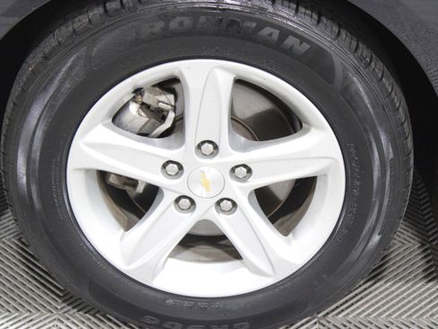 Used 2023 Chevrolet Malibu LT FWD image 36