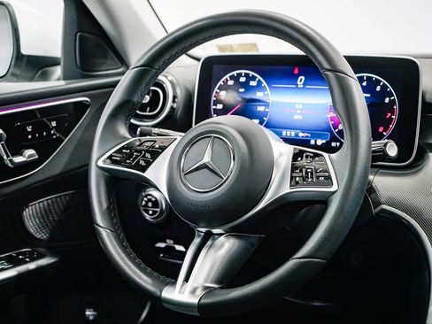Used 2025 Mercedes-Benz C 300 Sedan image 15