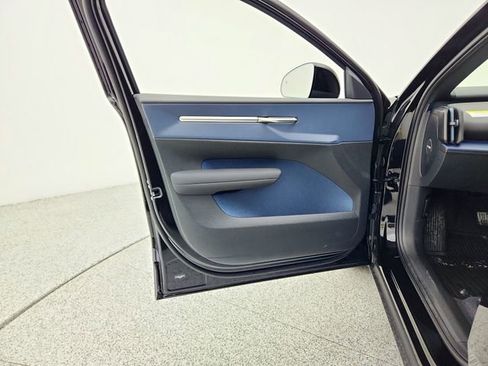 New 2026 Volvo EX30 Cross Country Ultra image 23