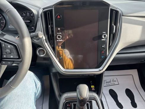 Used 2024 Subaru Crosstrek 2.5i Limited image 12