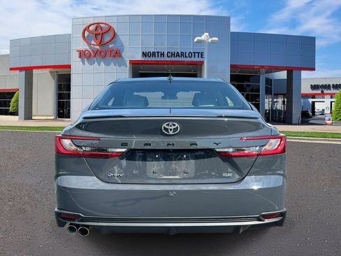 Used 2025 Toyota Camry SE FWD image 6