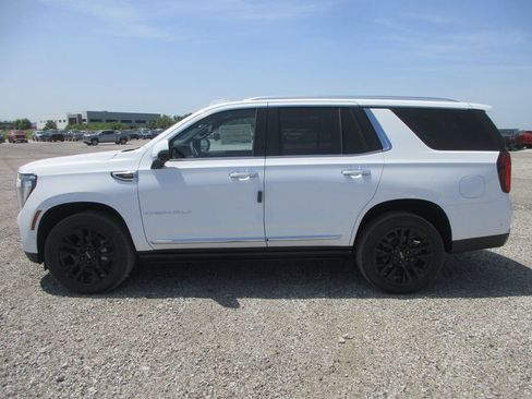 New 2026 GMC Yukon Denali w/ Sun & Power Step Package AWD/4WD image 7