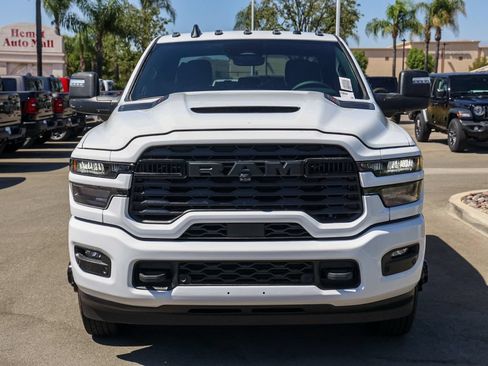 New 2026 RAM 3500 Big Horn AWD/4WD image 9
