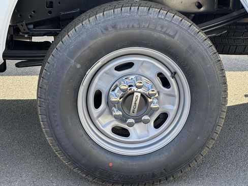 New 2026 Ford F250 XL w/ 360-Degree Camera Package AWD/4WD image 8