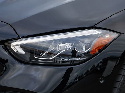 Certified 2025 Mercedes-Benz C 300 Sedan image 7