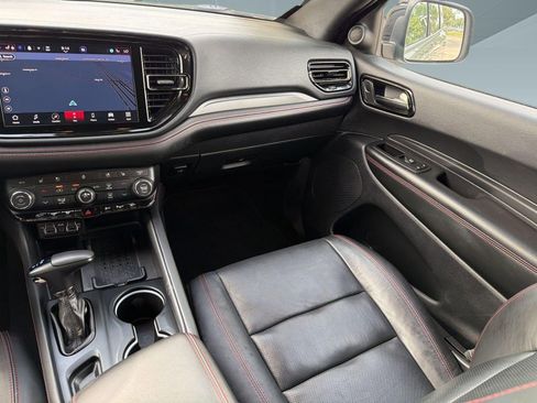 Used 2025 Dodge Durango GT AWD/4WD image 29