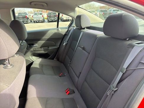 Used 2014 Chevrolet Cruze LT w/ Technology Package image 33