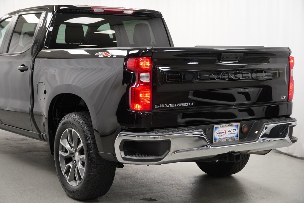 Used 2024 Chevrolet Silverado 1500 LT AWD/4WD image 24