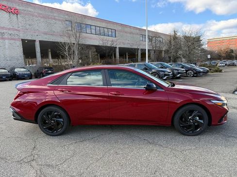 New 2026 Hyundai Elantra SEL Sport image 8