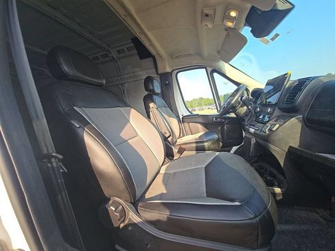 Used 2023 RAM ProMaster 2500 w/ Premium Convenience Group (B) FWD image 8
