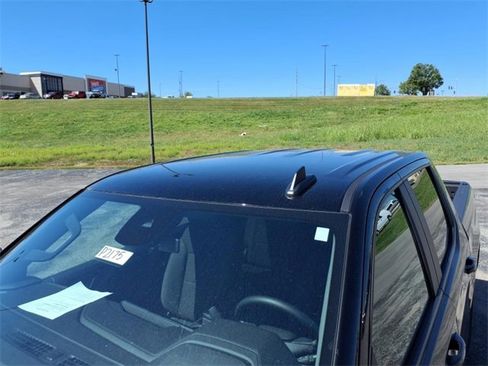 Used 2025 Chevrolet Silverado 1500 LT image 29