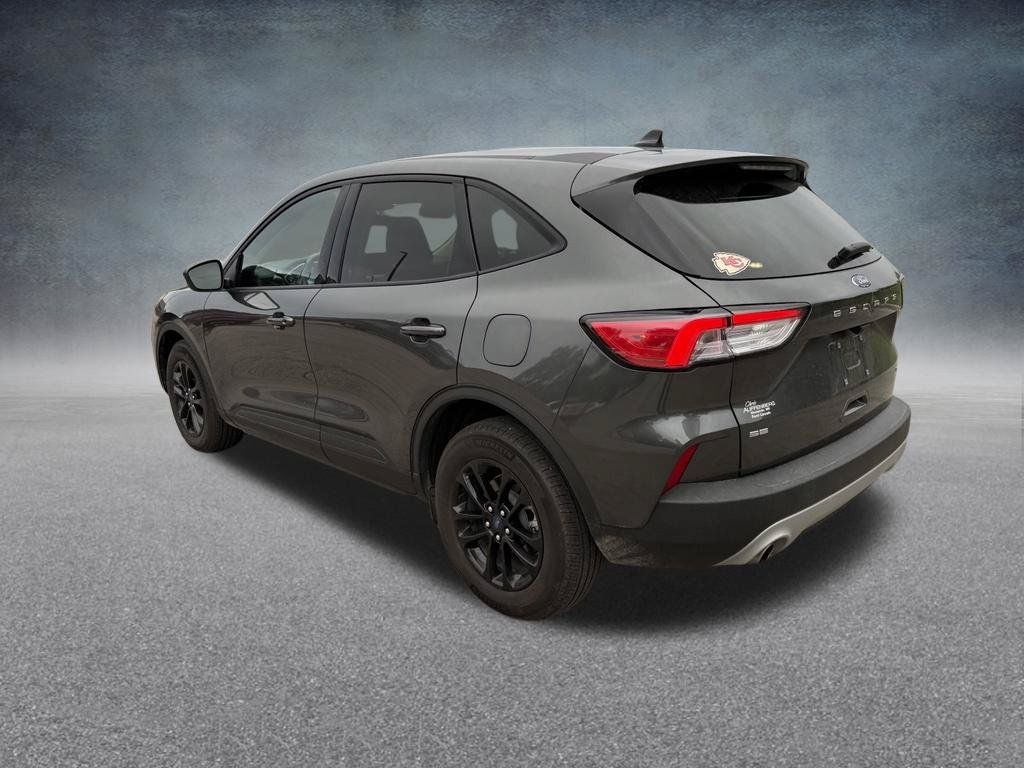 Used 2020 Ford Escape SE Sport FWD image 4