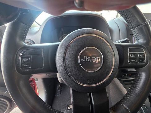 Used 2015 Jeep Patriot Latitude image 11