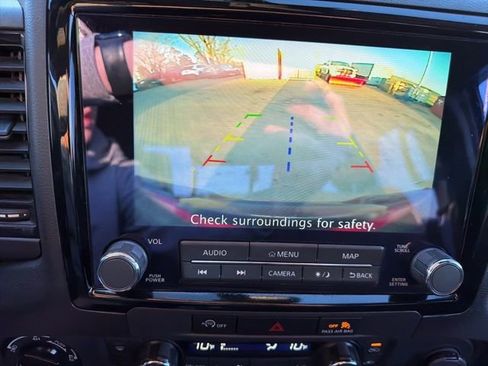 Used 2024 Nissan Frontier PRO-4X w/ Technology Package image 24