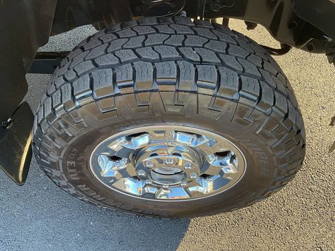 Used 2015 Ford F350 Lariat w/ Lariat Ultimate Package image 19