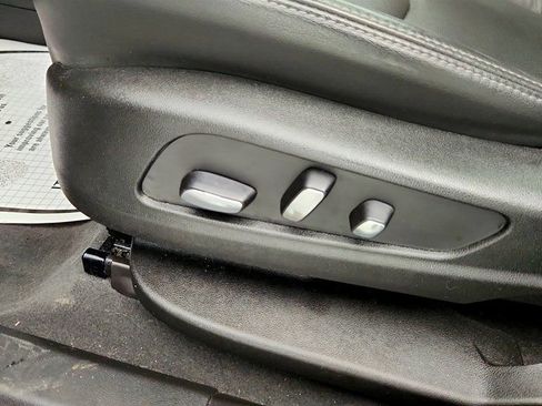 Used 2024 Cadillac XT6 Premium Luxury w/ Technology Package image 12