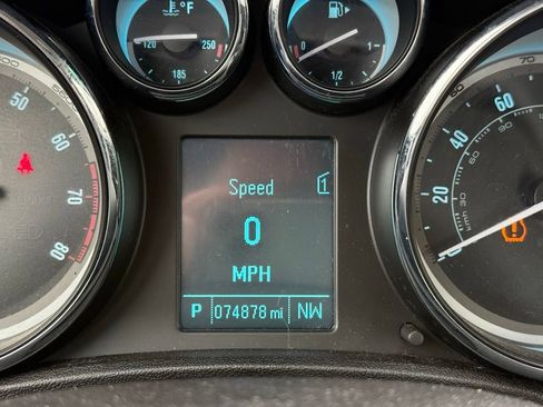 Used 2013 Buick Verano Leather FWD image 12