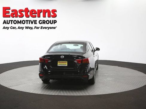 Used 2024 Nissan Altima 2.5 SV FWD image 38