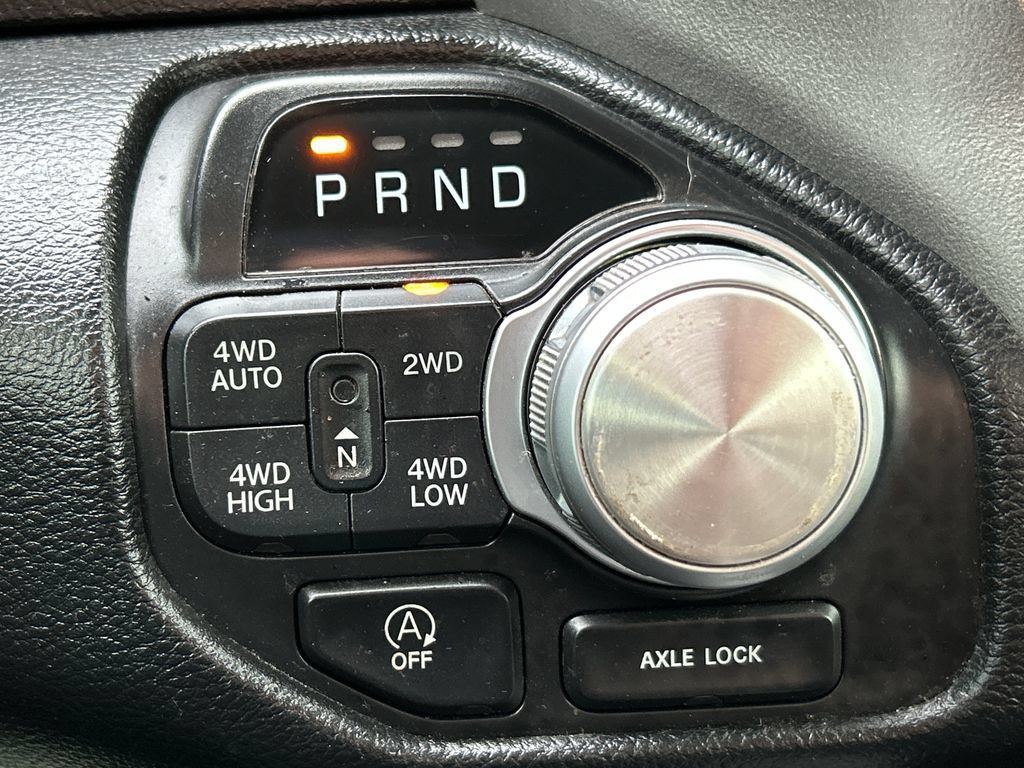 Used 2020 RAM 1500 Laramie AWD/4WD image 14
