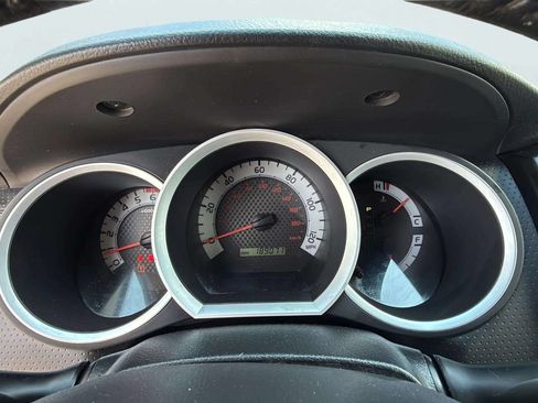 Used 2014 Toyota Tacoma 4x4 Access Cab w/ Convenience Package image 9