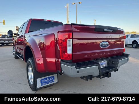 Used 2017 Ford F350 Lariat w/ FX4 Off-Road Package image 16