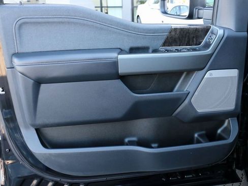 Certified 2025 Ford F350 Lariat w/ Lariat Ultimate Package image 18