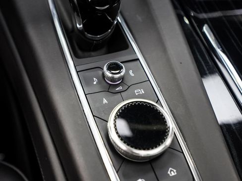 Used 2023 Cadillac Escalade V AWD/4WD image 42