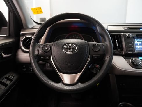 Used 2015 Toyota RAV4 XLE AWD/4WD image 18