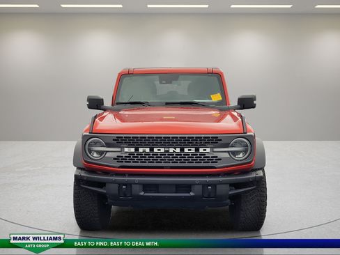 Used 2024 Ford Bronco Badlands AWD/4WD image 9